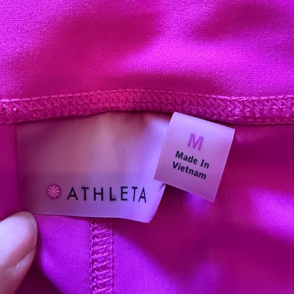 Athleta Womens Dobby Be Free Knicker Capri Leggings 54023 hot Pink Stretch M - Picture 16 of 16